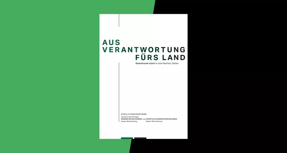 Screenshot des Koalitionsvertrags-Deckblatts vor einem grünen und einem schwarzen Farbfeld.